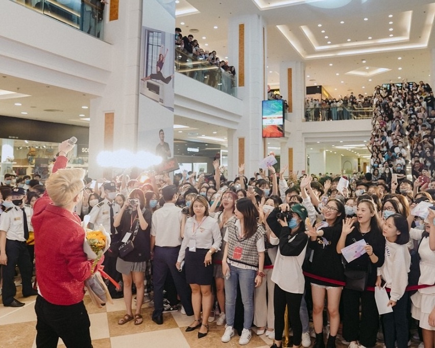 Vincom Black Friday anh 10