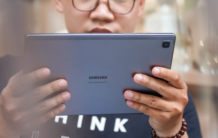 Galaxy Tab A7 anh 4