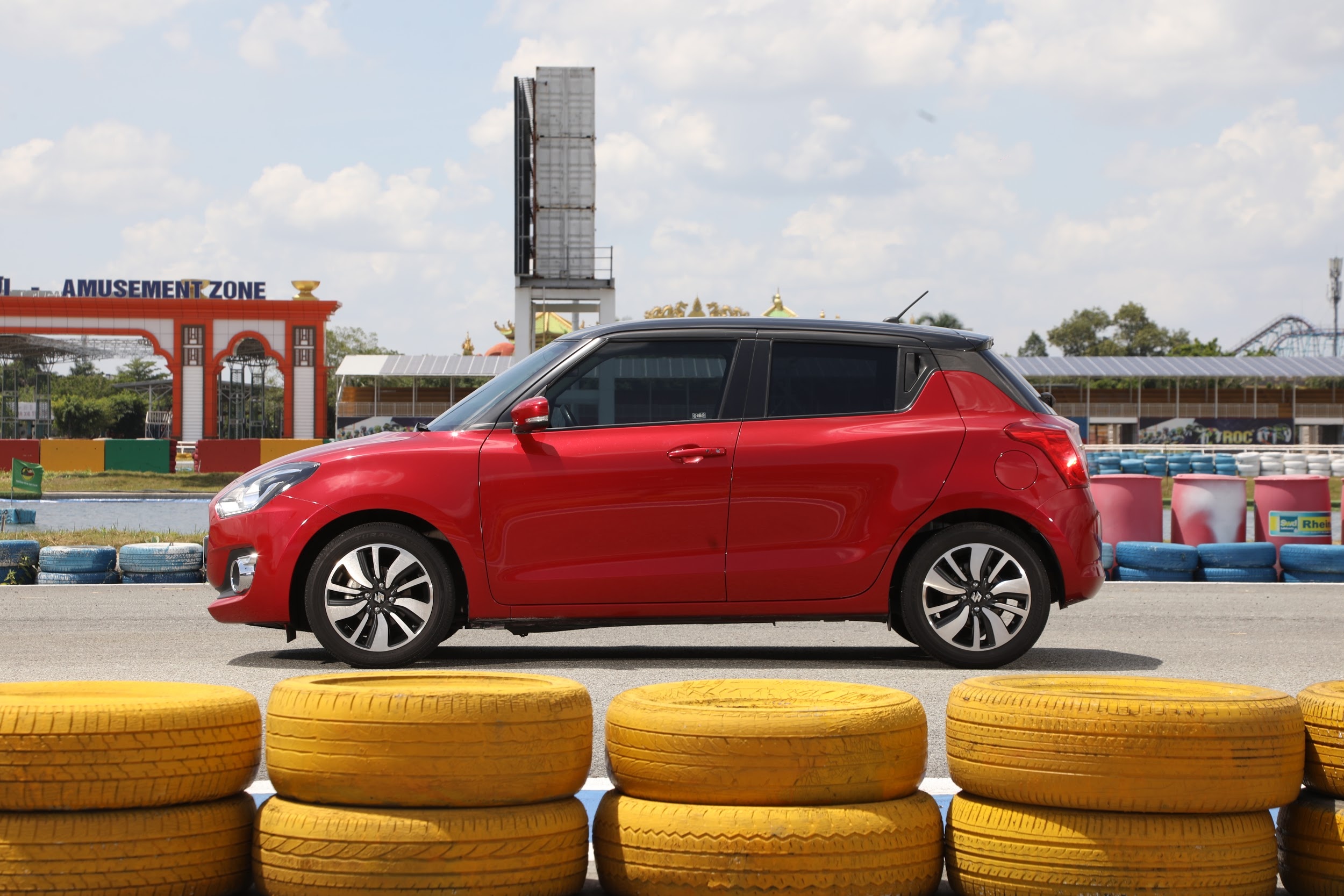 Suzuki Swift ảnh 2 Suzuki Swift anh 2