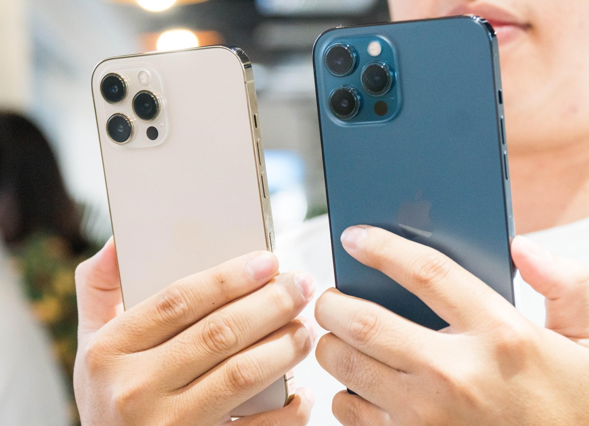 Cach chon mua iPhone 12 gia tot tai Viet Nam hinh anh