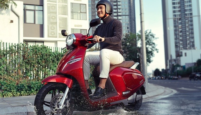 Mua VinFast Klara S gia 20 trieu dong nho tan dung voucher hinh anh