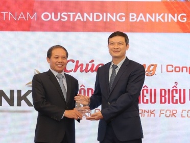 Bac A Bank duoc vinh danh 'Ngan hang tieu bieu vi cong dong 2020' hinh anh