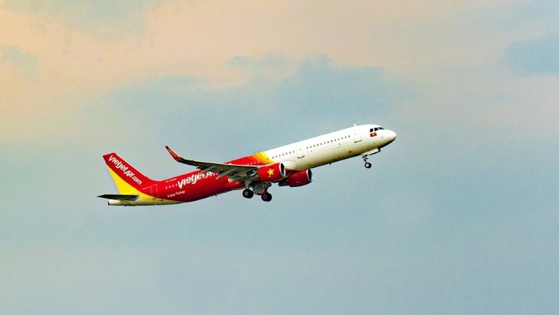 Ba Nguyen Thi Phuong Thao chi 1.200 ty dong mua co phieu Vietjet hinh anh