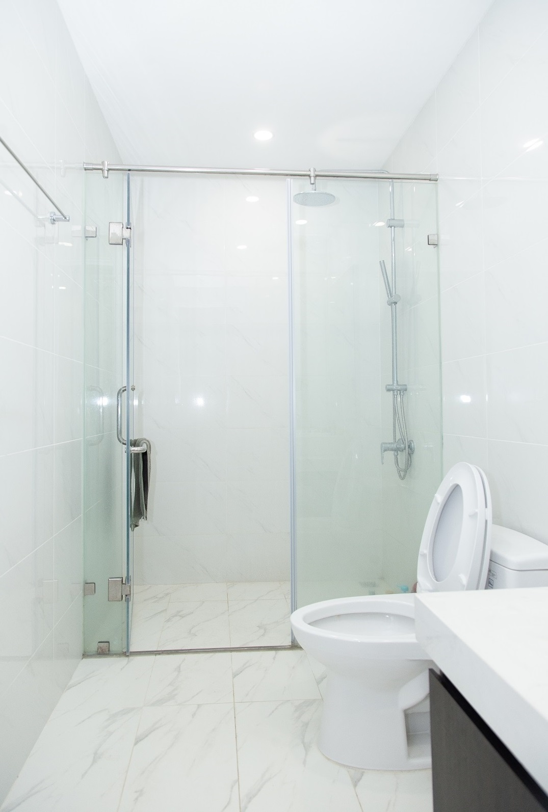 thiết bị Inax ảnh 2 thiet bi Inax anh 2