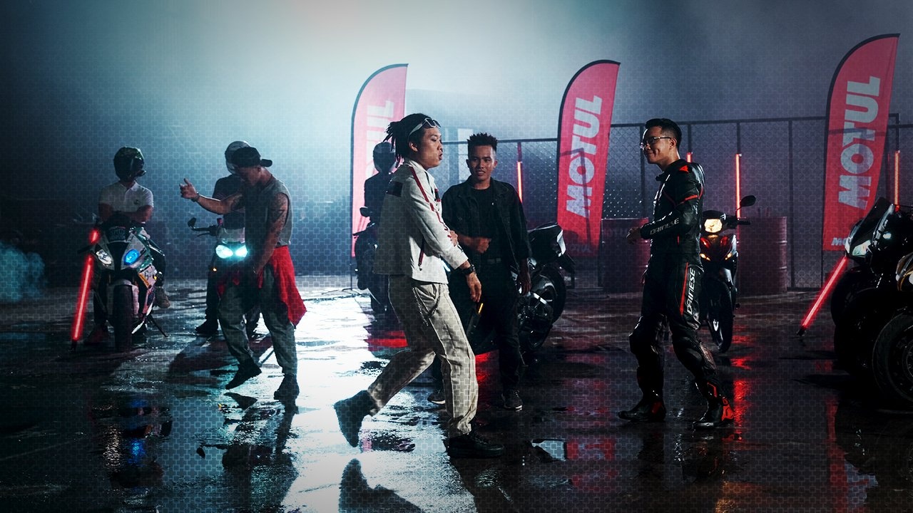 Rapper Dablo mang dam me toc do vao MV moi hinh anh