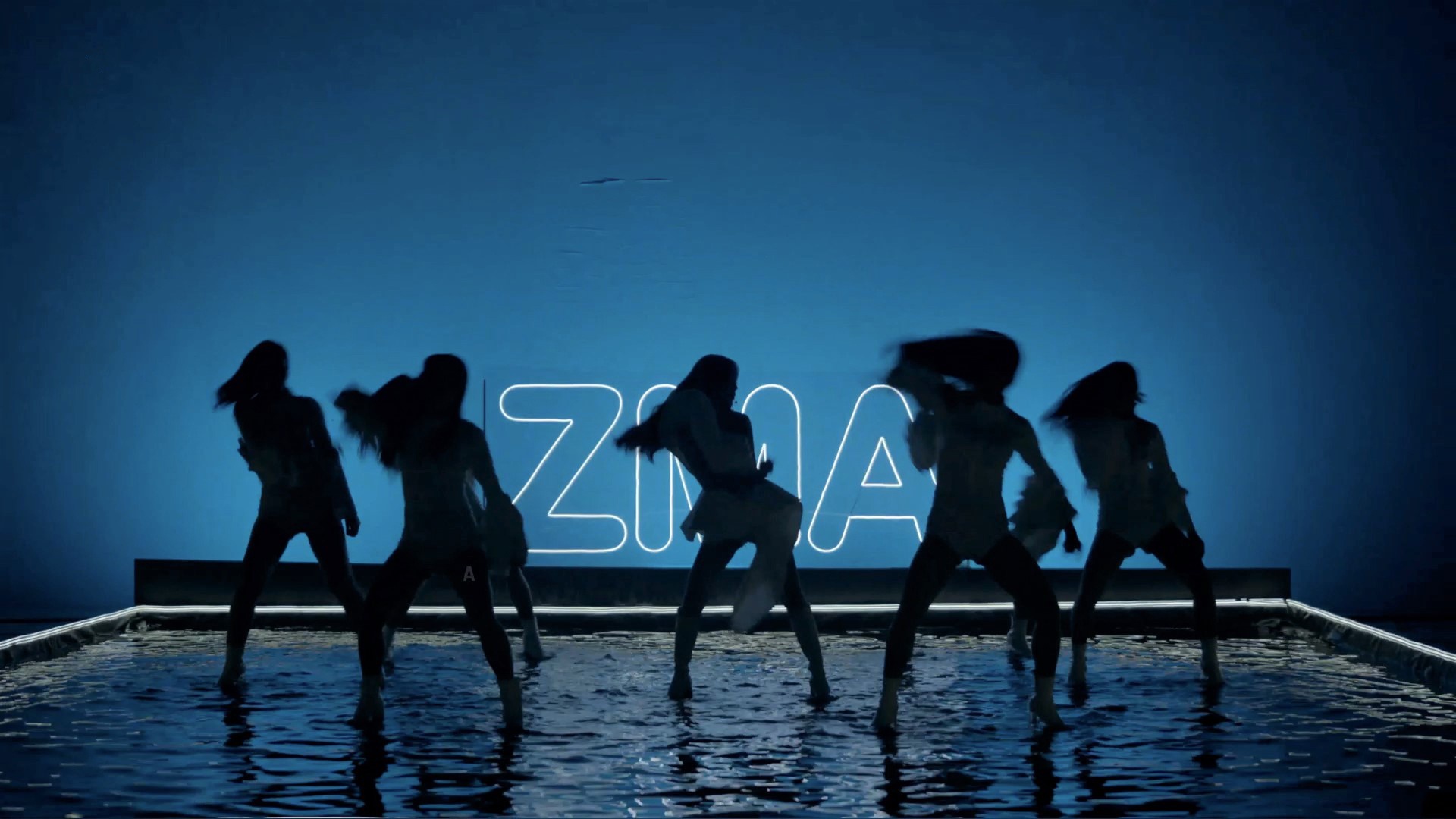 Y tuong doc dao cua cac man trinh dien ZMA 2020 hinh anh