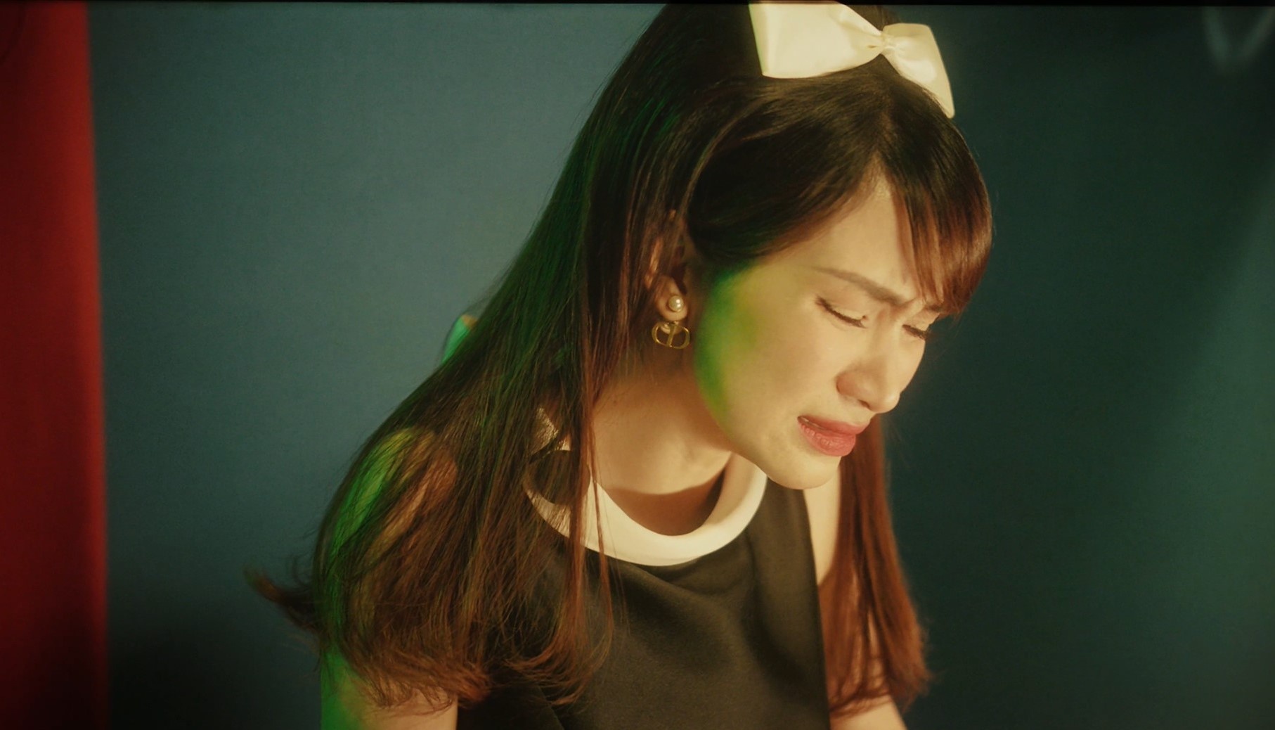 Hoa Minzy roi nuoc mat trong man trinh dien tai ZMA 2020 hinh anh