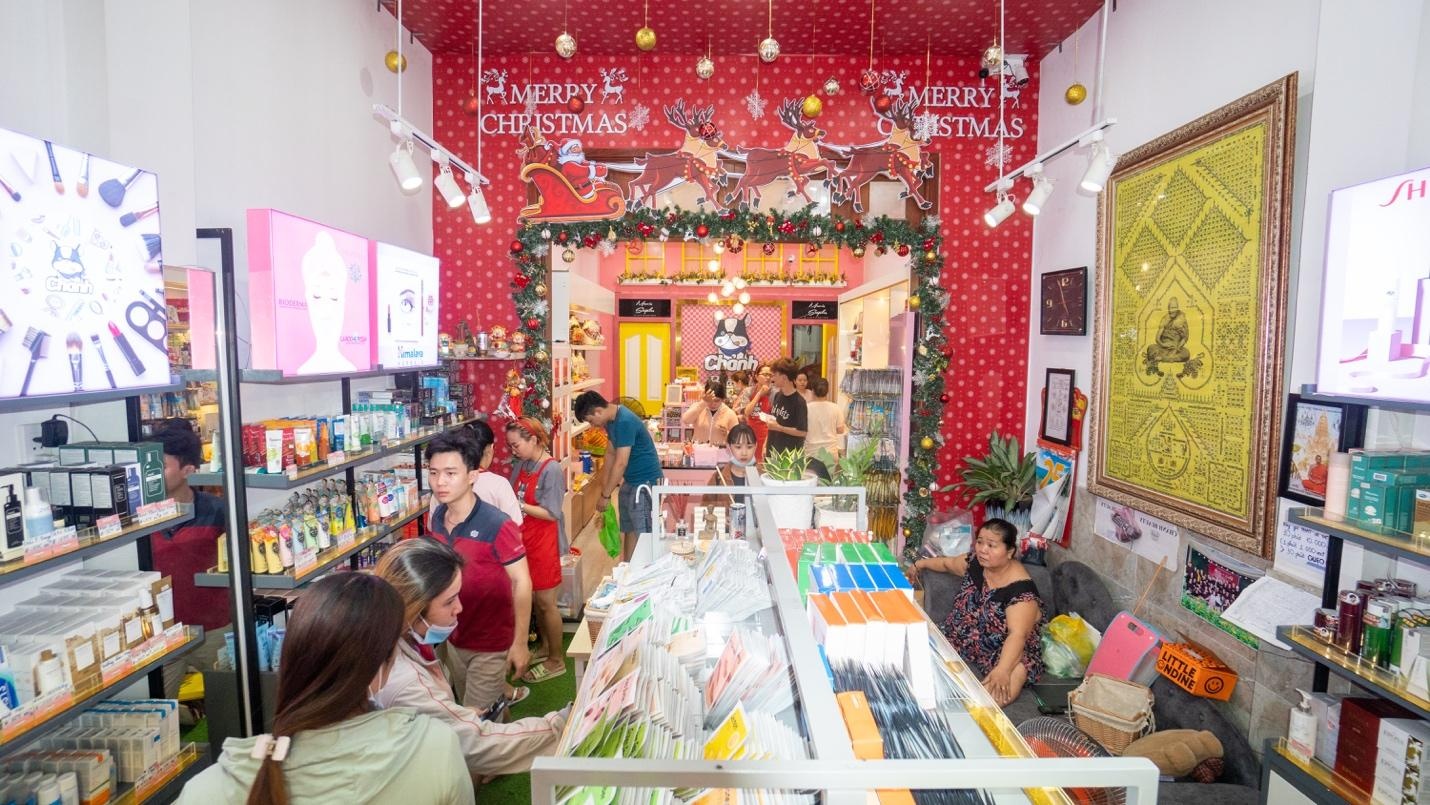 Hanh trinh 5 nam trong nganh my pham cua Chanh Beauty hinh anh