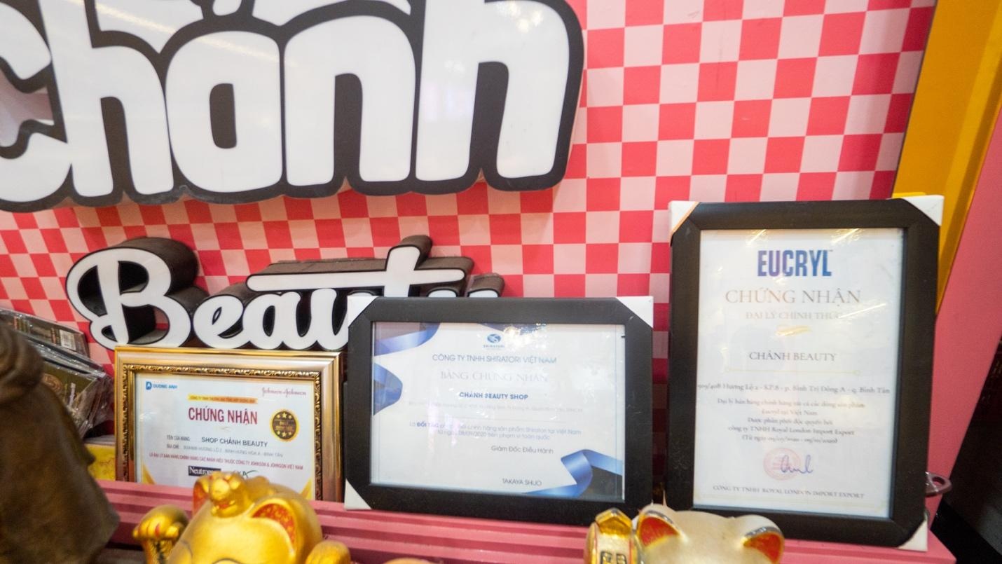 My pham chinh hang anh 3