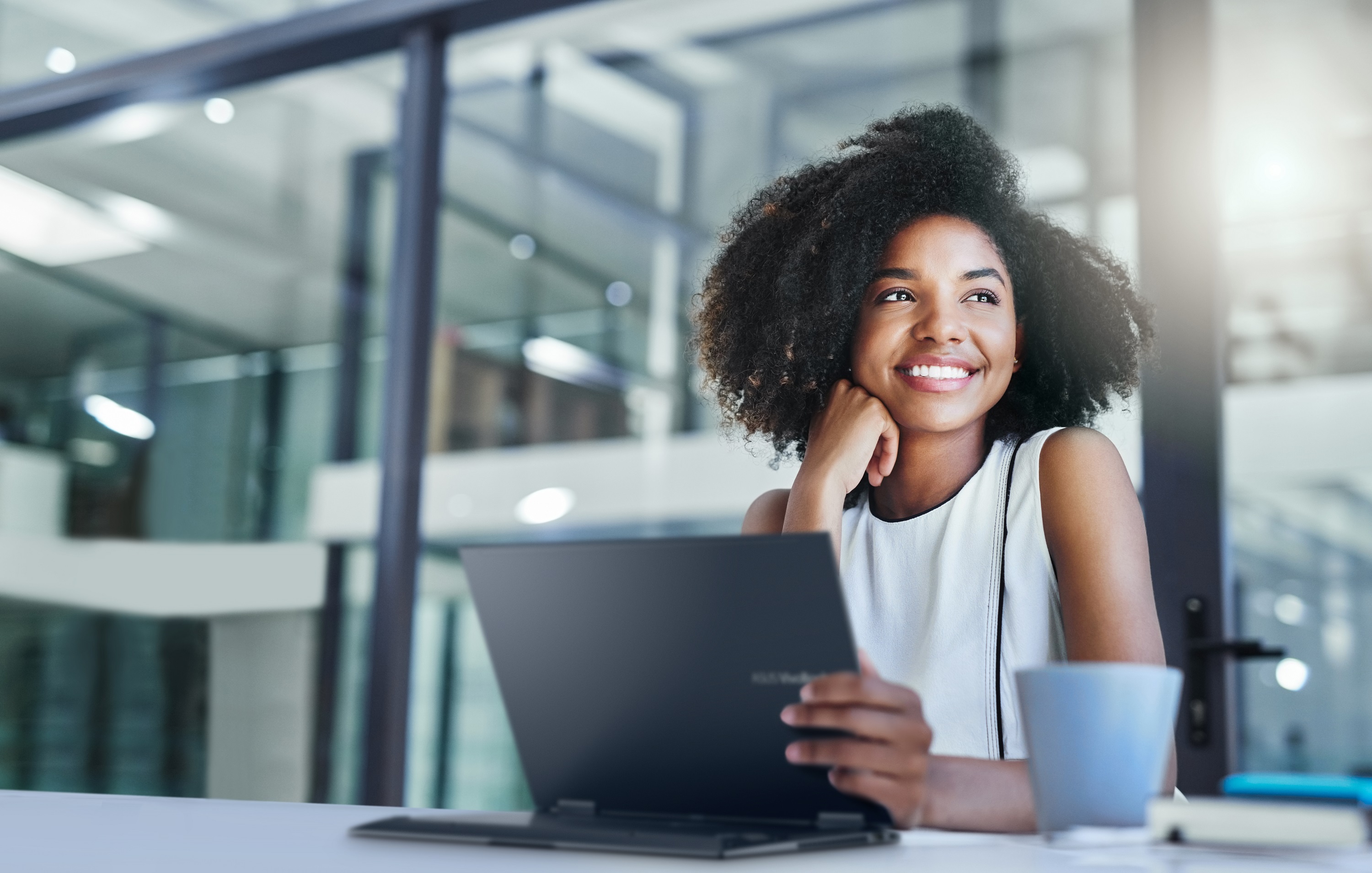 laptop Asus trang bi chip AMD anh 6