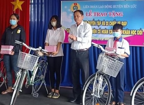 Hanh trinh mot nam tiep suc the he tre cua Tap doan Nam Long hinh anh