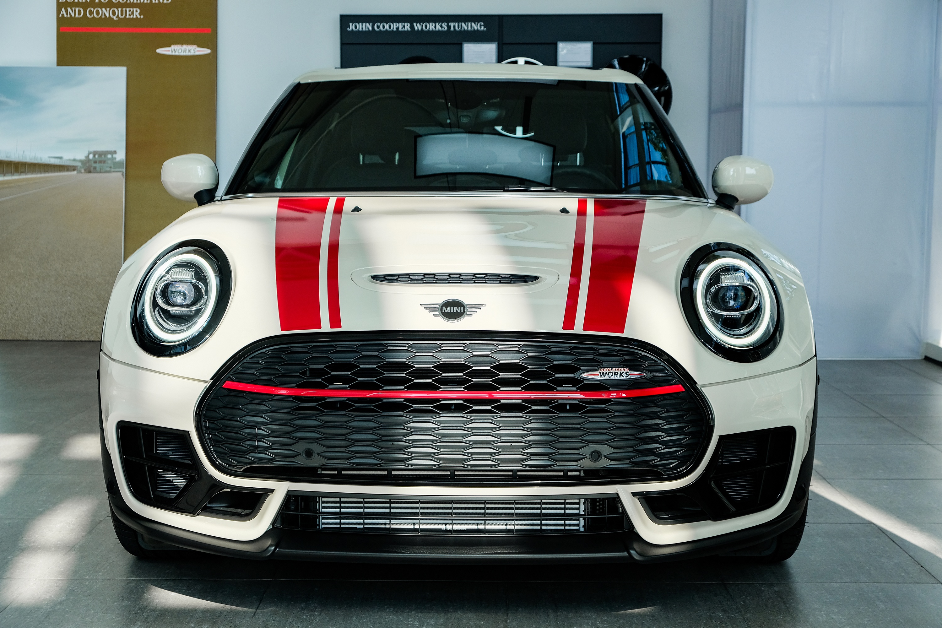 MINI John Cooper Works Clubman anh 7