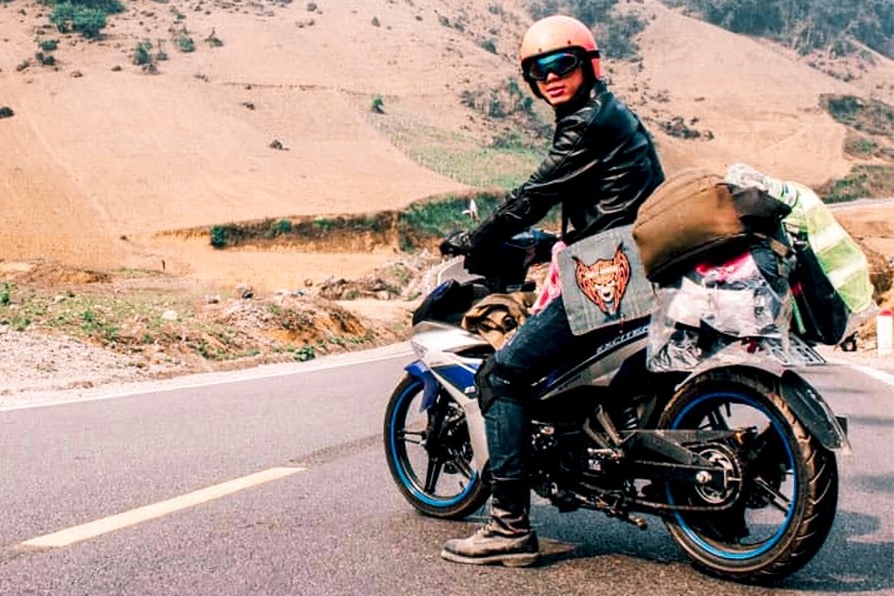 Chuyen ve nhung biker song cung dam me hinh anh