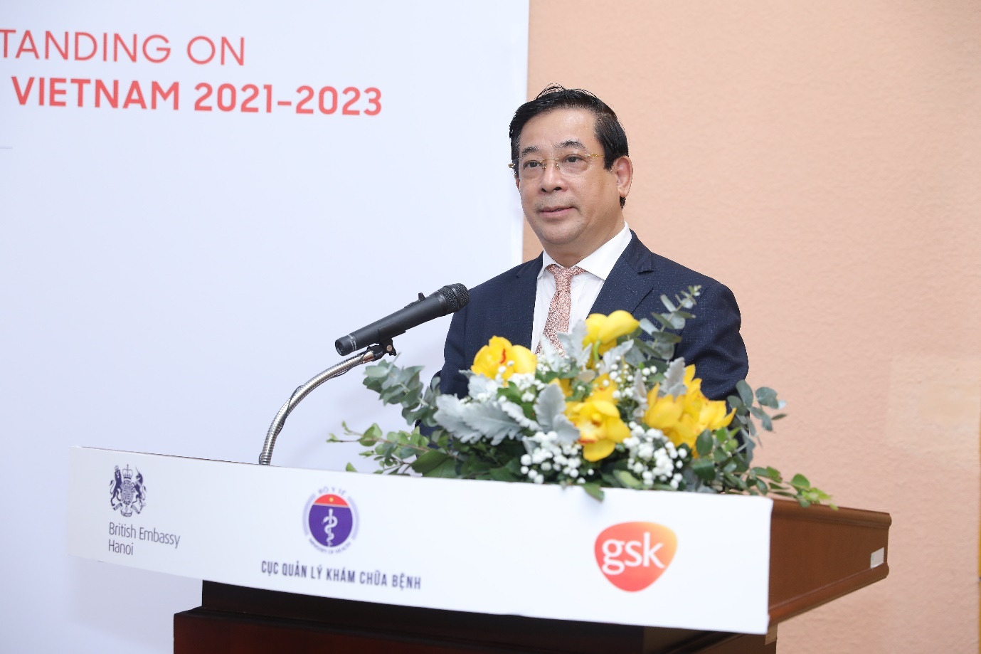 Buoc tien moi trong phong, chong khang khang sinh tai Viet Nam hinh anh