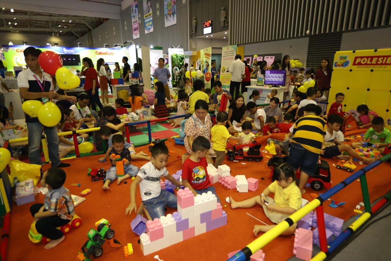 Triển lãm ngành hàng mẹ và bé ảnh 2 Trien lam nganh hang me va be anh 2