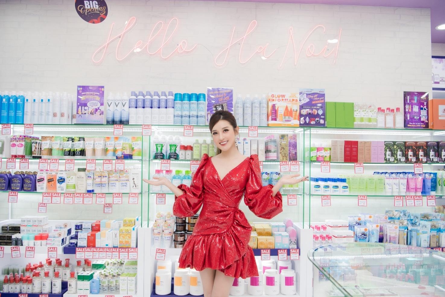 A hau Huyen My anh 3