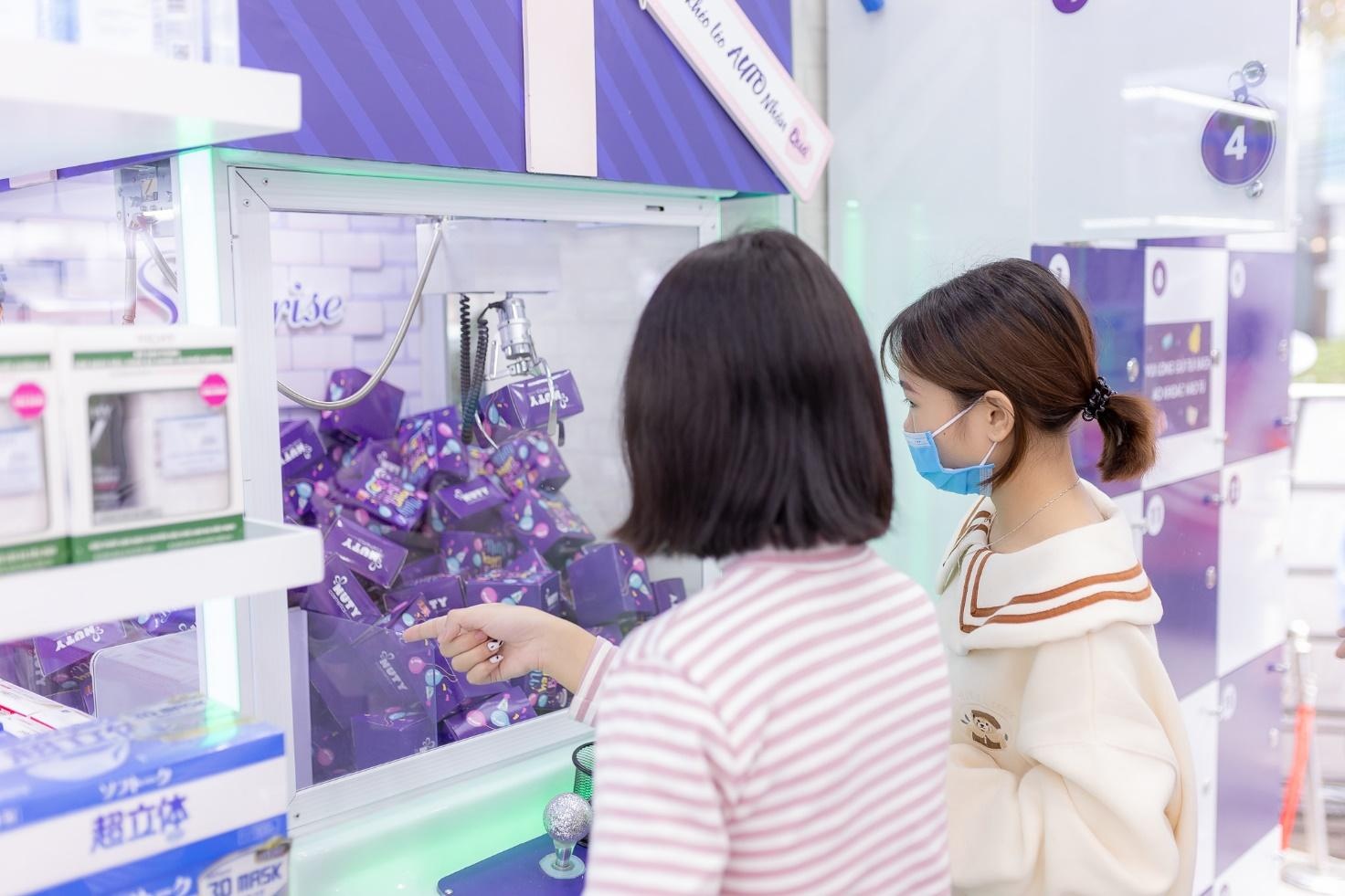 A hau Huyen My anh 7