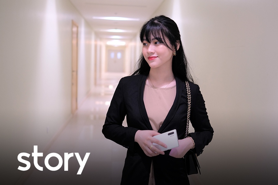 Mot ngay chi tieu khong tien mat, khong the ATM hinh anh