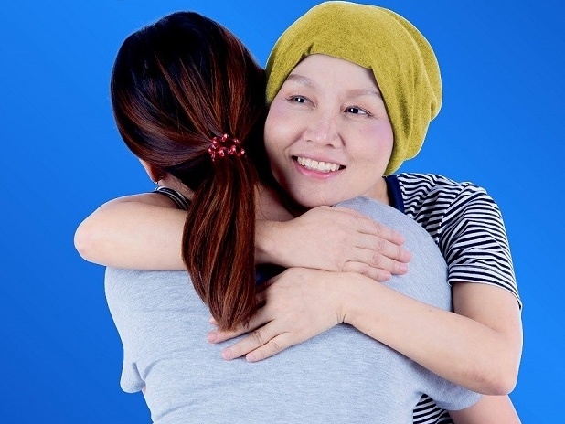 Bao hiem ung thu, dot quy co muc chi tra cao tren thi truong hinh anh