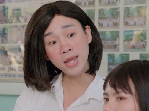 Nhung man hoa than doc la cua Hai Trieu trong sitcom moi hinh anh