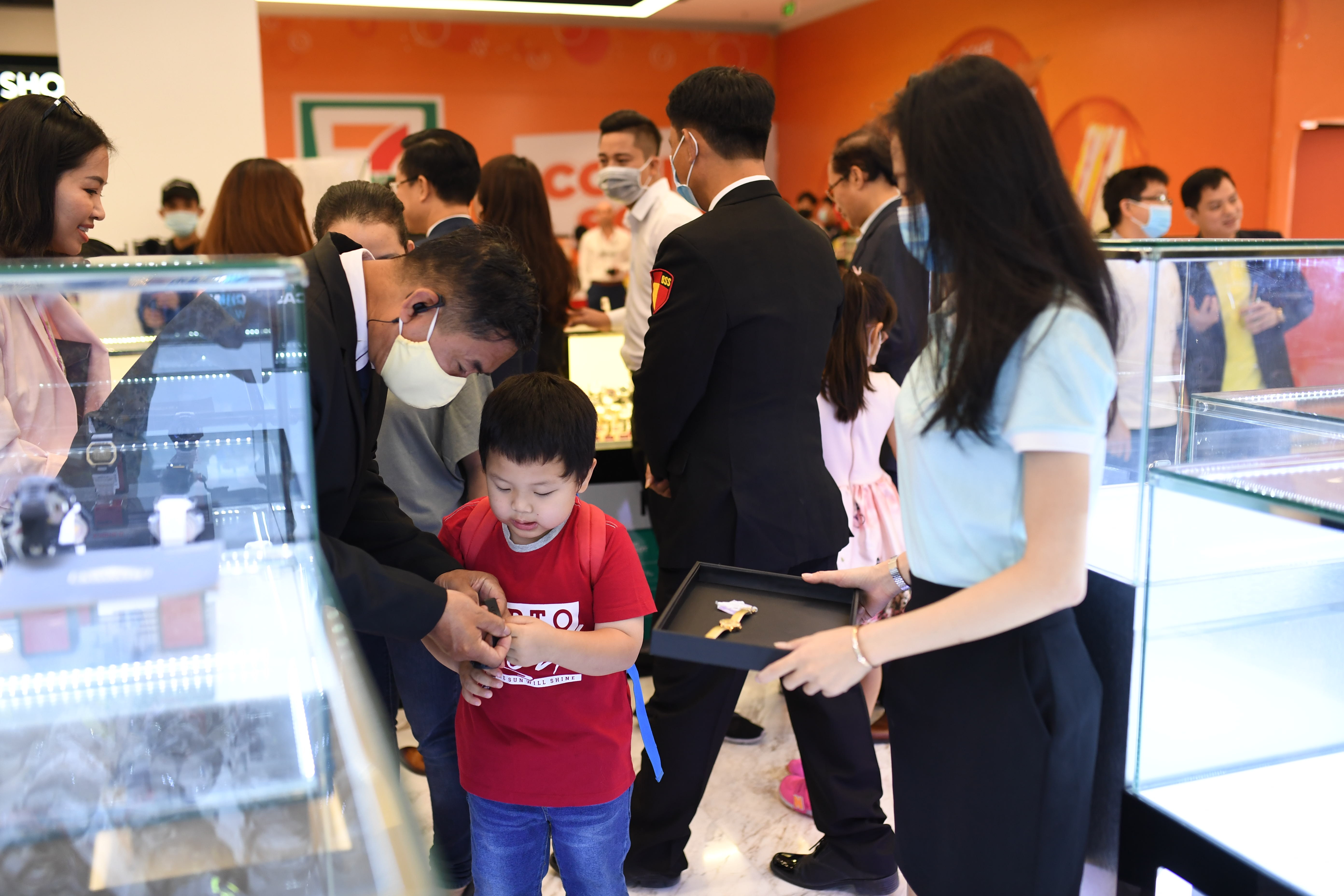 Menas Mall Saigon Airport anh 2