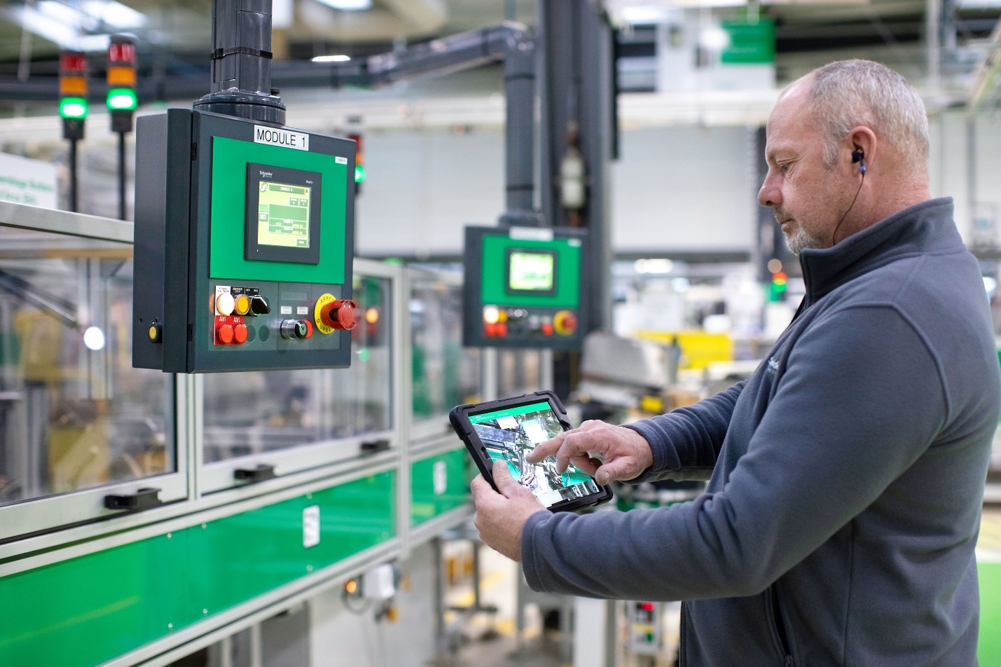 Schneider Electric anh 2