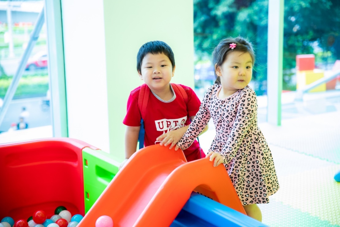 Menas Mall Saigon Airport anh 5