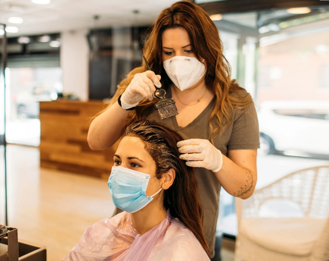 Lam toc khong chi can dep ma con phai an toan cho suc khoe hinh anh