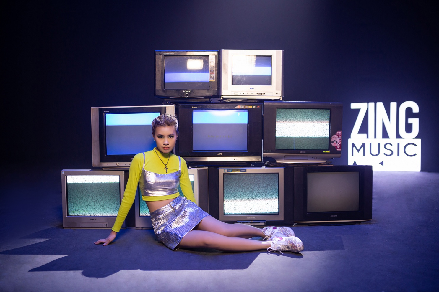 Pháo ảnh 3 Phao anh 3