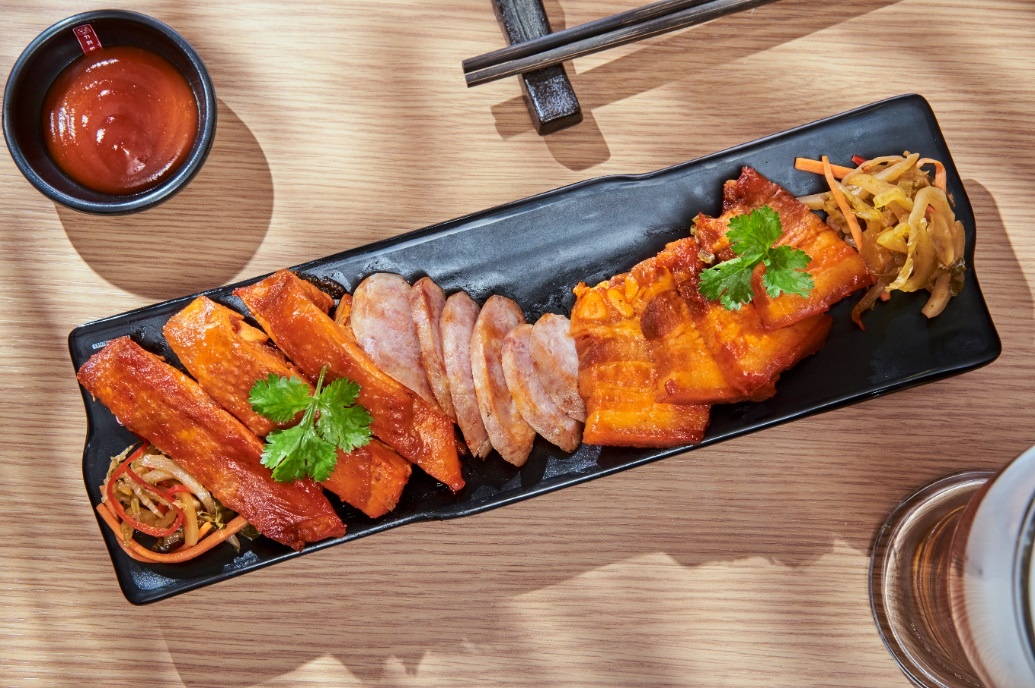 Trai nghiem nha hang mon Dai doc dao tai TP.HCM hinh anh