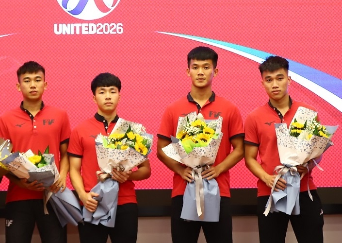 PVF chuyen nhuong 20 cau thu cho cac CLB chuyen nghiep hinh anh