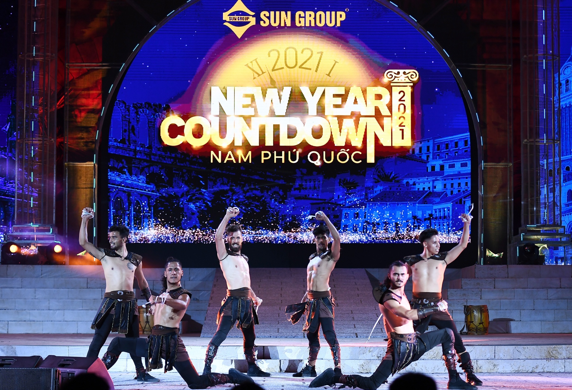 Dai tiec cua than Anh sang anh 3