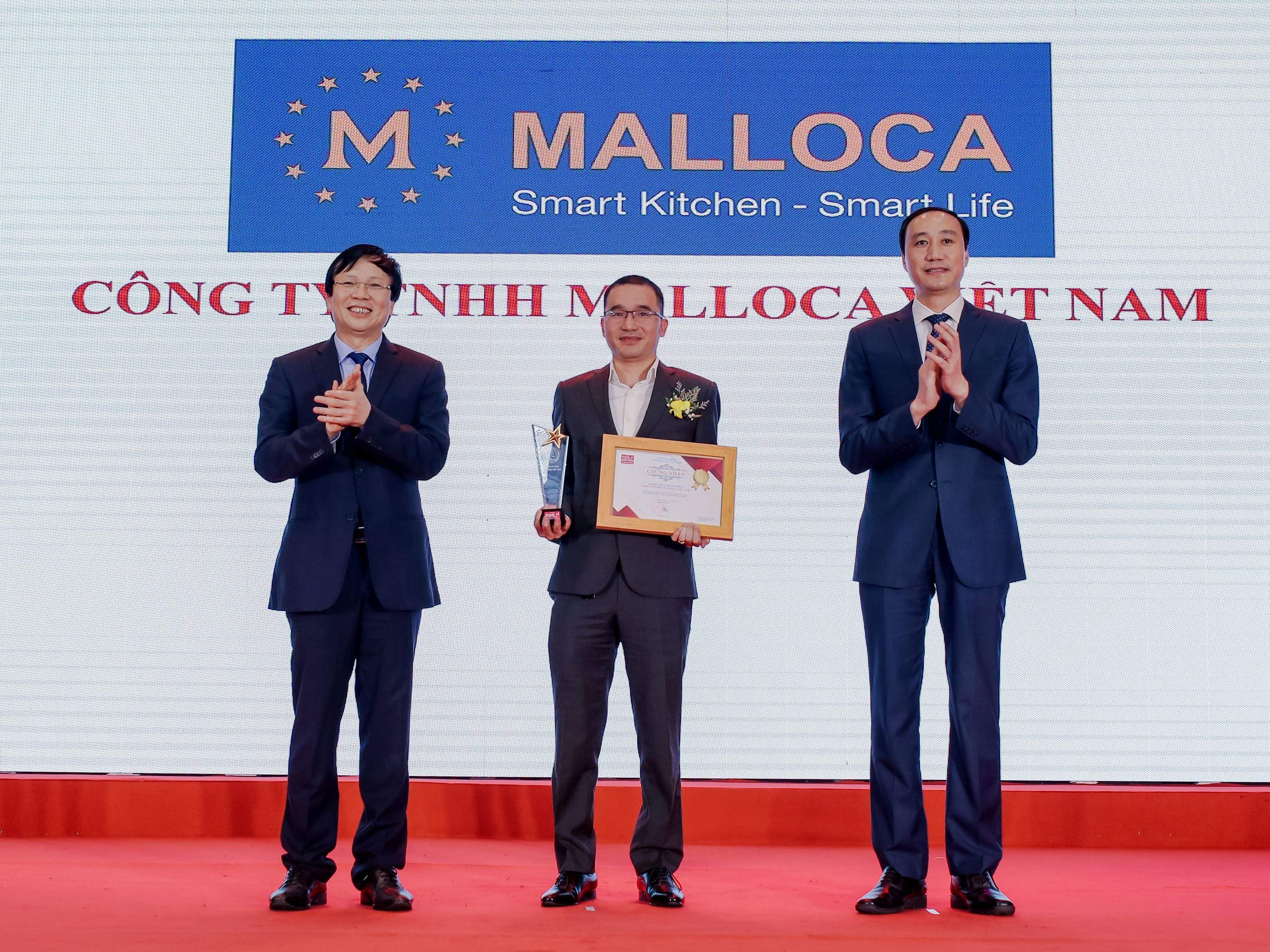 Malloca nhan giai Top 100 san pham - dich vu tin dung 2020 hinh anh