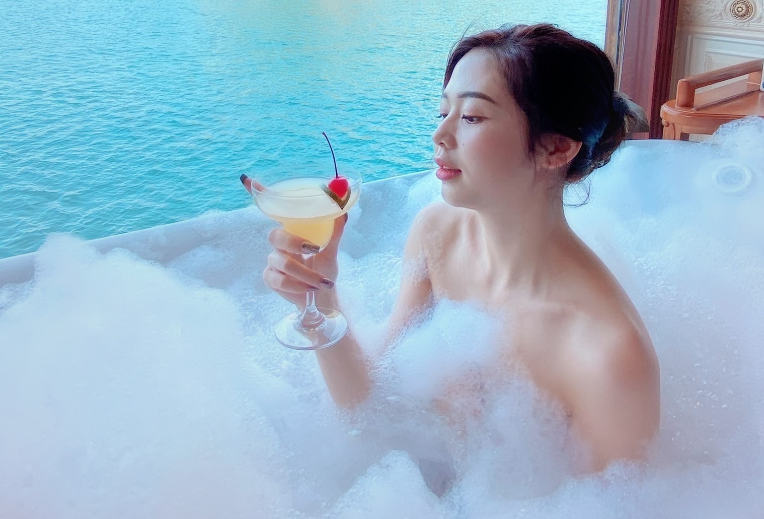 Liz Kim Cuong gia giong Ho Ngoc Ha, Luong Bich Huu hinh anh