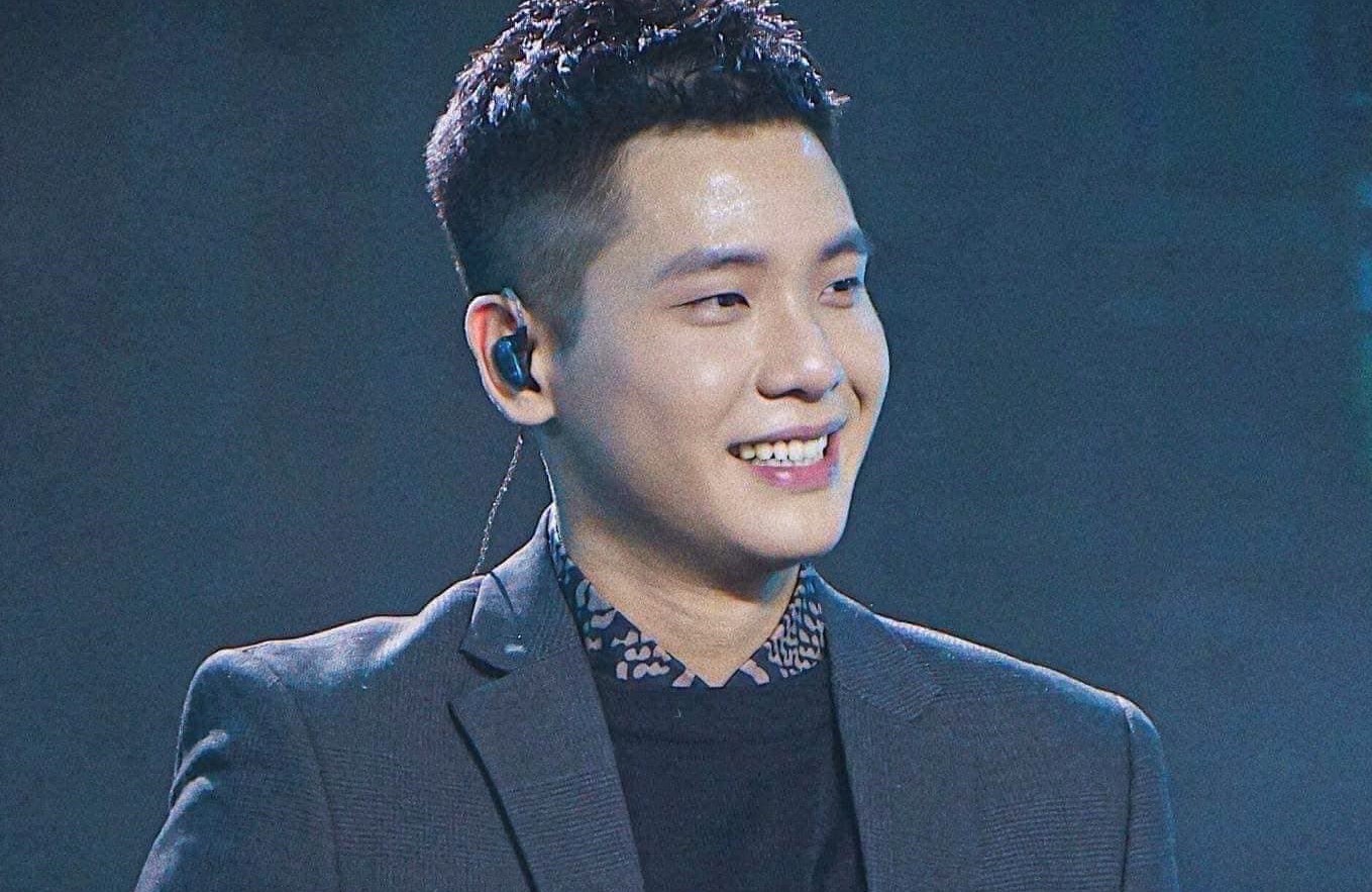 Quan A.P hat hit cua Hien Ho, Erik hinh anh