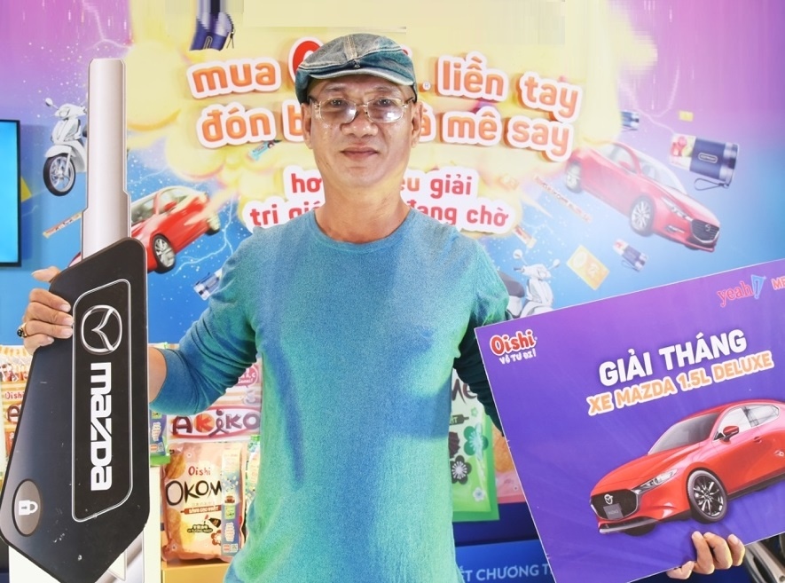 Them mot khach hang trung oto nho an snack hinh anh