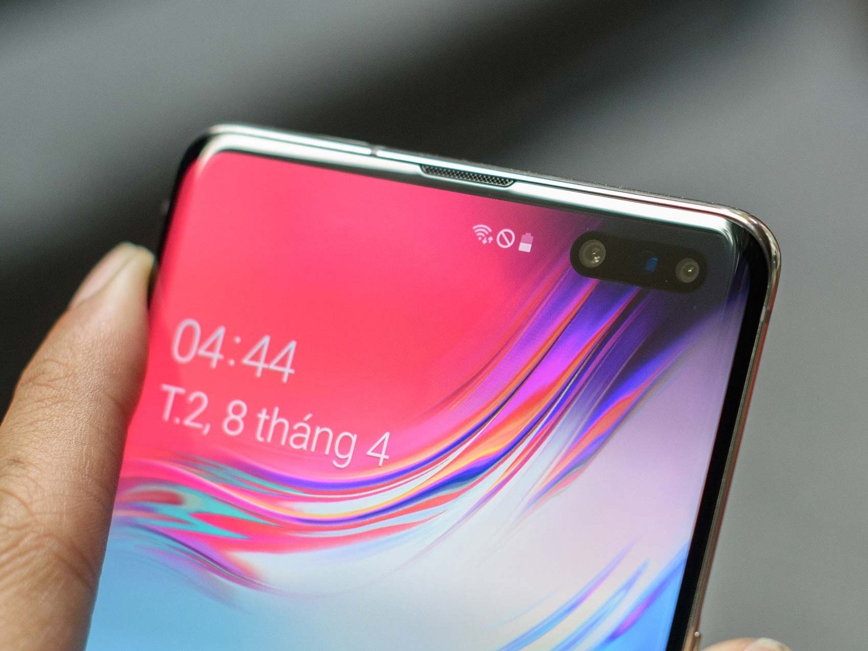 FPT Shop tang qua gi cho khach dat truoc Galaxy S moi? hinh anh