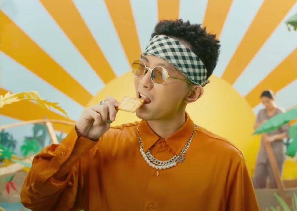 Rhymastic ra MV moi don mua le hoi dau nam hinh anh