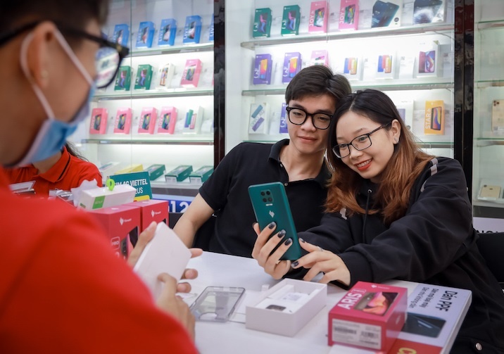 Thuong hieu Vsmart dat giai 'Dien thoai Viet xuat sac nhat' hinh anh