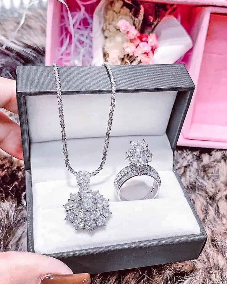 Nữ hoàng trang sức ảnh 2 Nu hoang trang suc anh 2