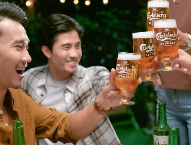 Cach Carlsberg giup nguoi dung tan huong tung khoanh khac hinh anh
