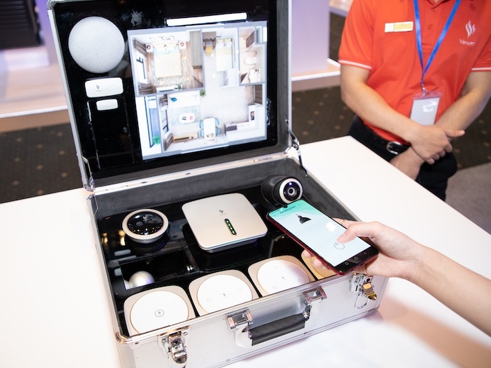 Ky vong xay dung he sinh thai cong nghe cua VinSmart hinh anh