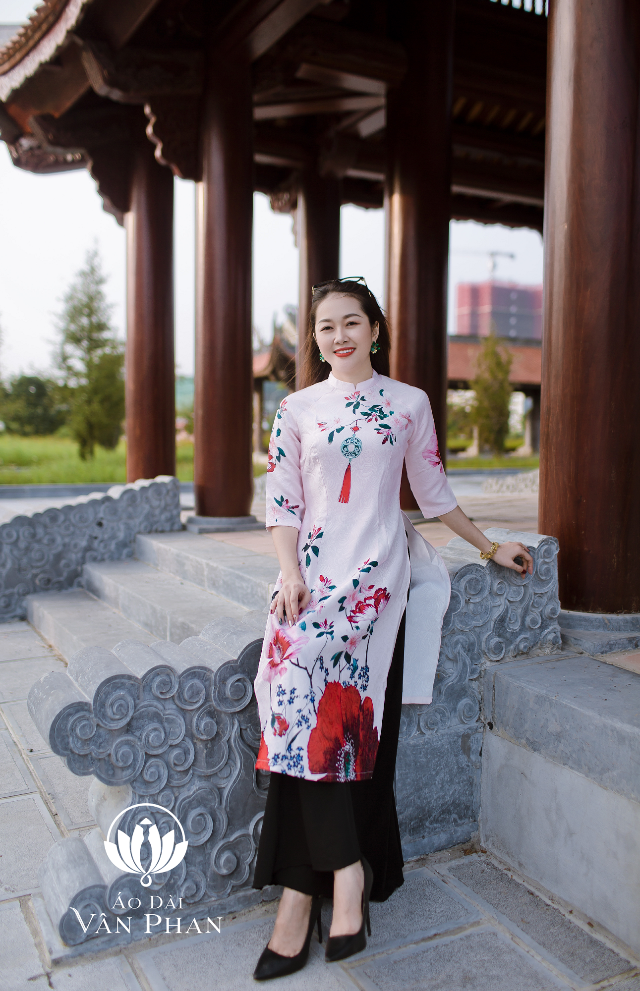 Áo dài diện Tết ảnh 1 Ao dai dien Tet anh 1