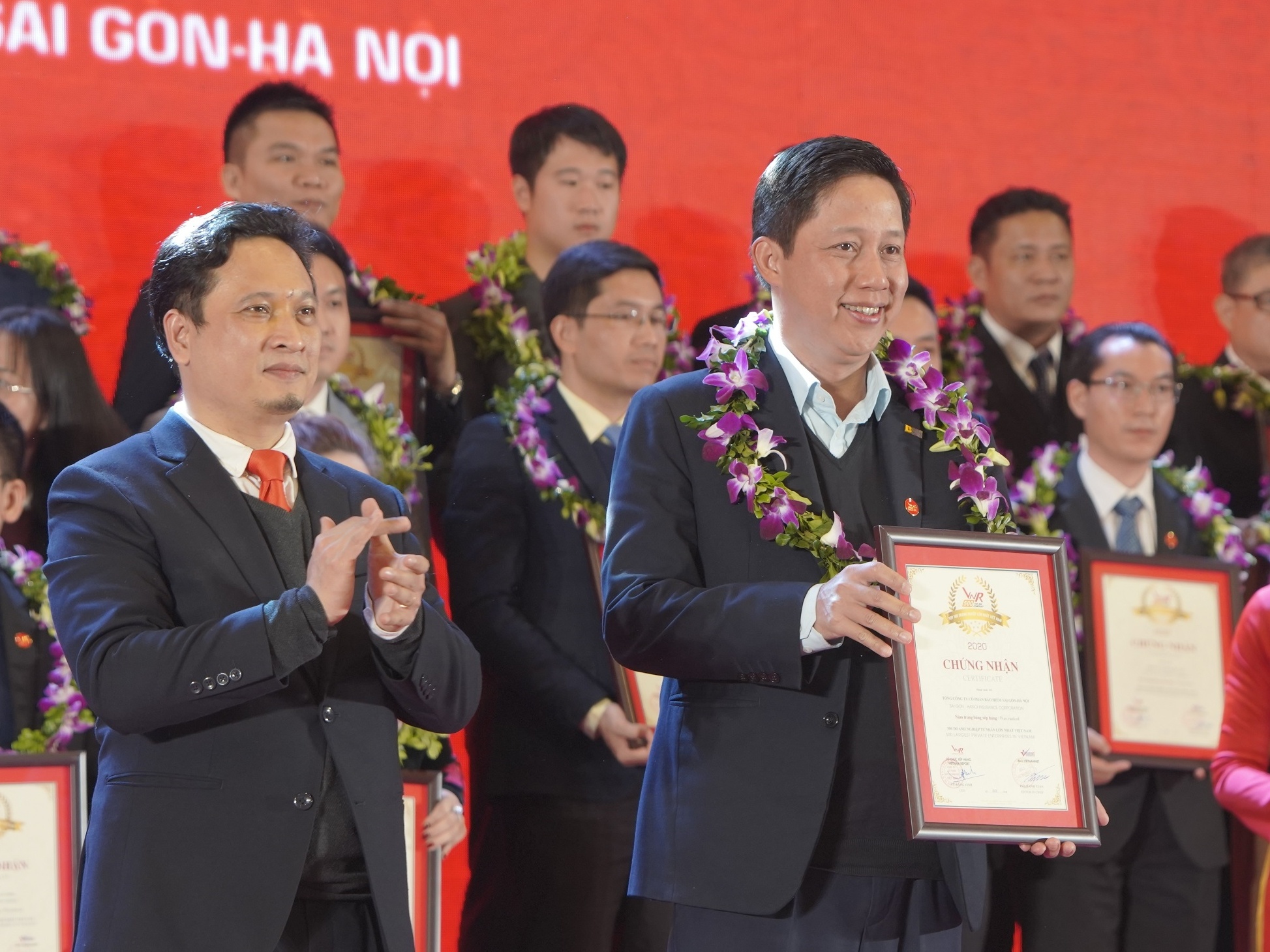 Bao hiem BSH vao top 500 doanh nghiep tu nhan lon nhat Viet Nam 2020 hinh anh