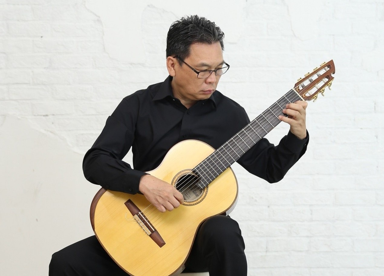 Nghe si Tran Hoai Phuong: 'May man khi song tron ven 2 con duong' hinh anh