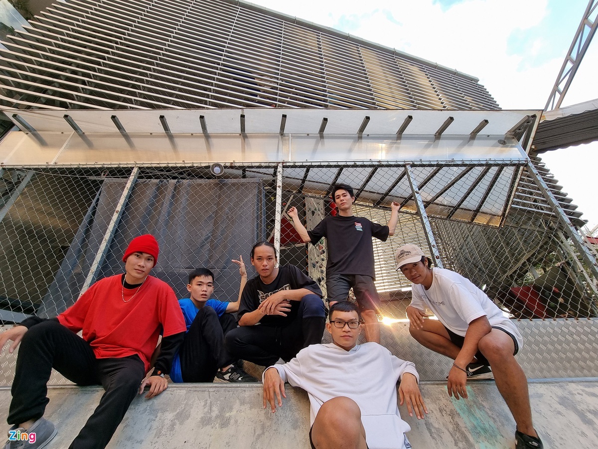 S21 co space zoom 100x,  S21 quay video 8K,  S21 quay video voi director's view anh 5