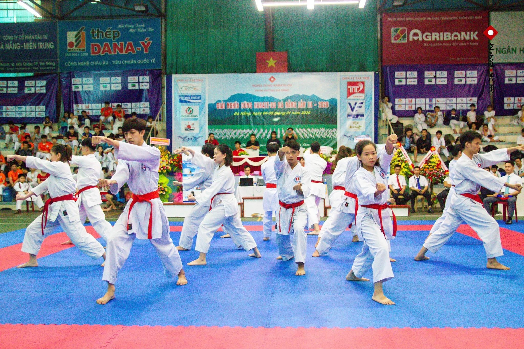CLB Karate ảnh 3 CLB Karate anh 3