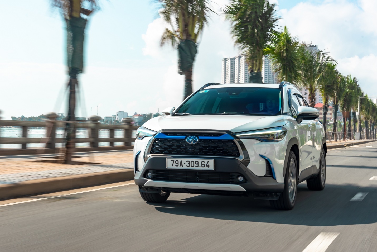 Toyota ảnh 2 Toyota anh 2