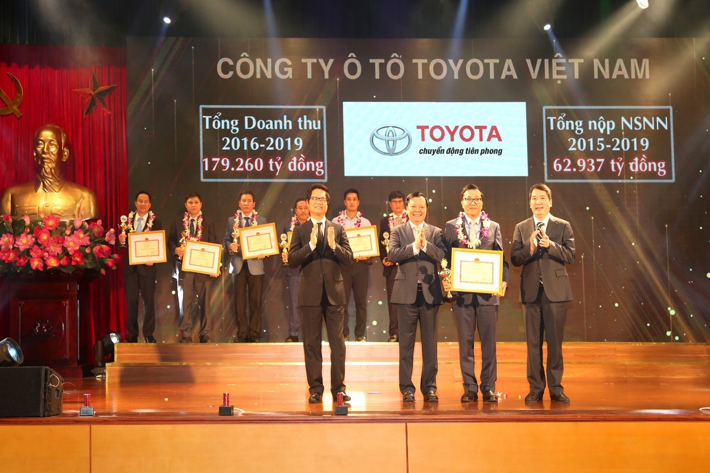 Toyota ảnh 5 Toyota anh 5