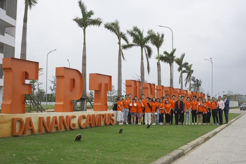 Dai hoc FPT anh 3